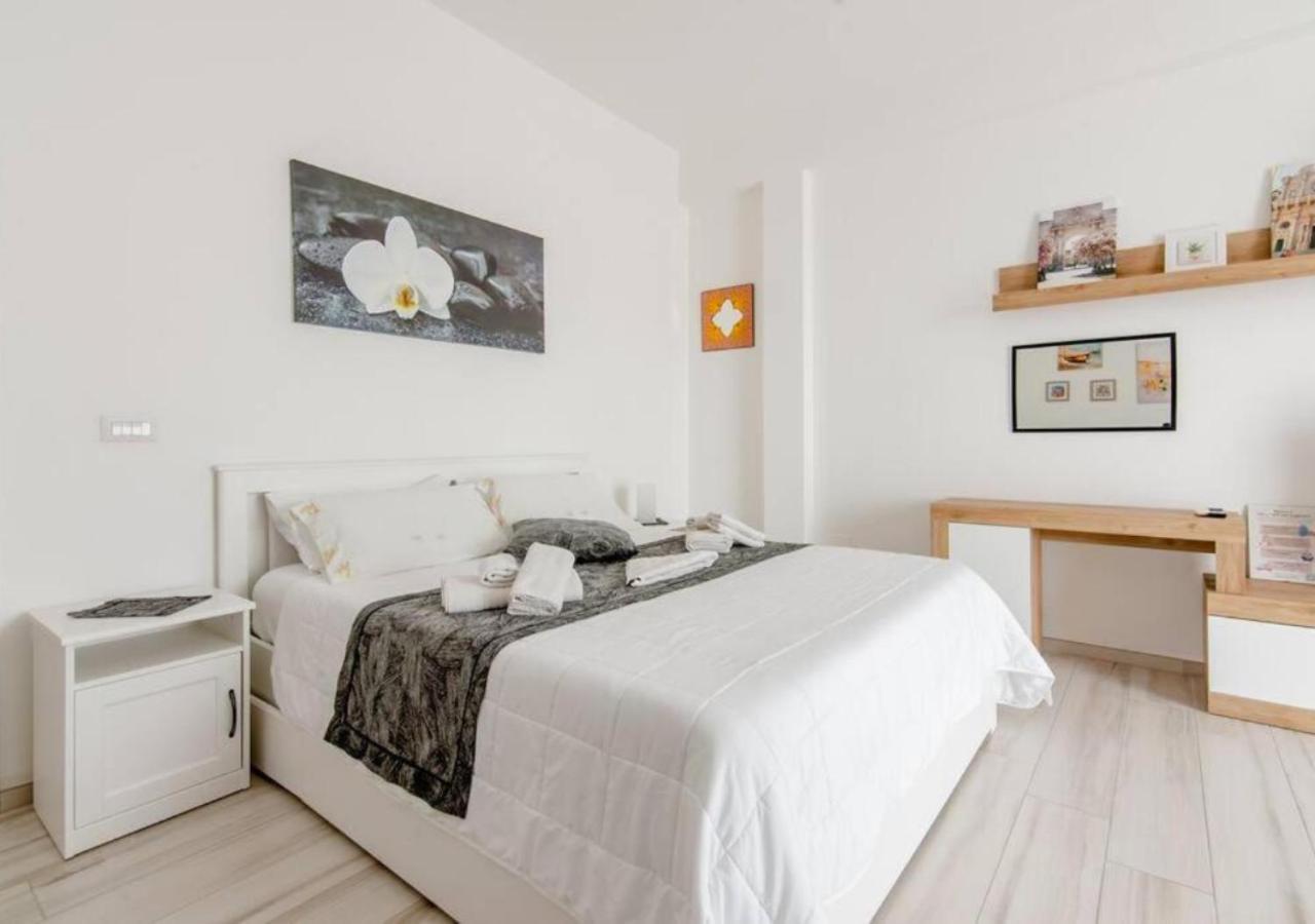 Il Barone Rosso B&B 莱切 外观 照片